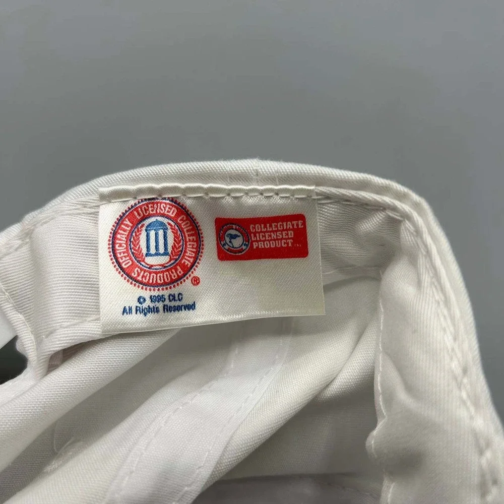 Vintage University of Hanover Peckers Hat Men‎ White The Game Snap Back Cap New